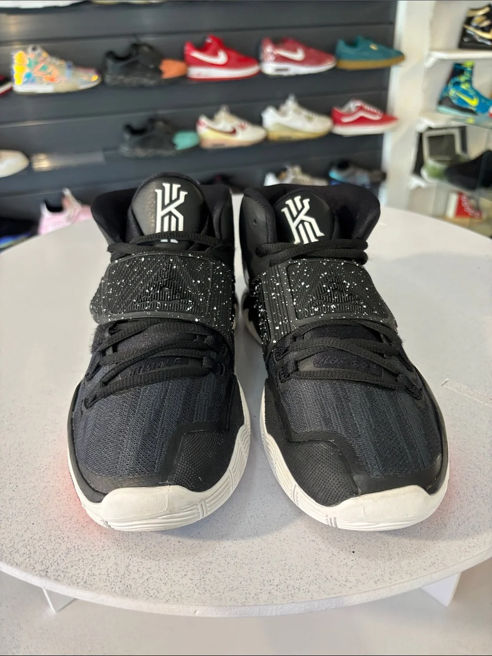 Nike Kyrie 6 “ Jet Black“ Mens Size 8